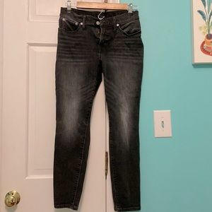 Lucky brand mid waist skinny jeans